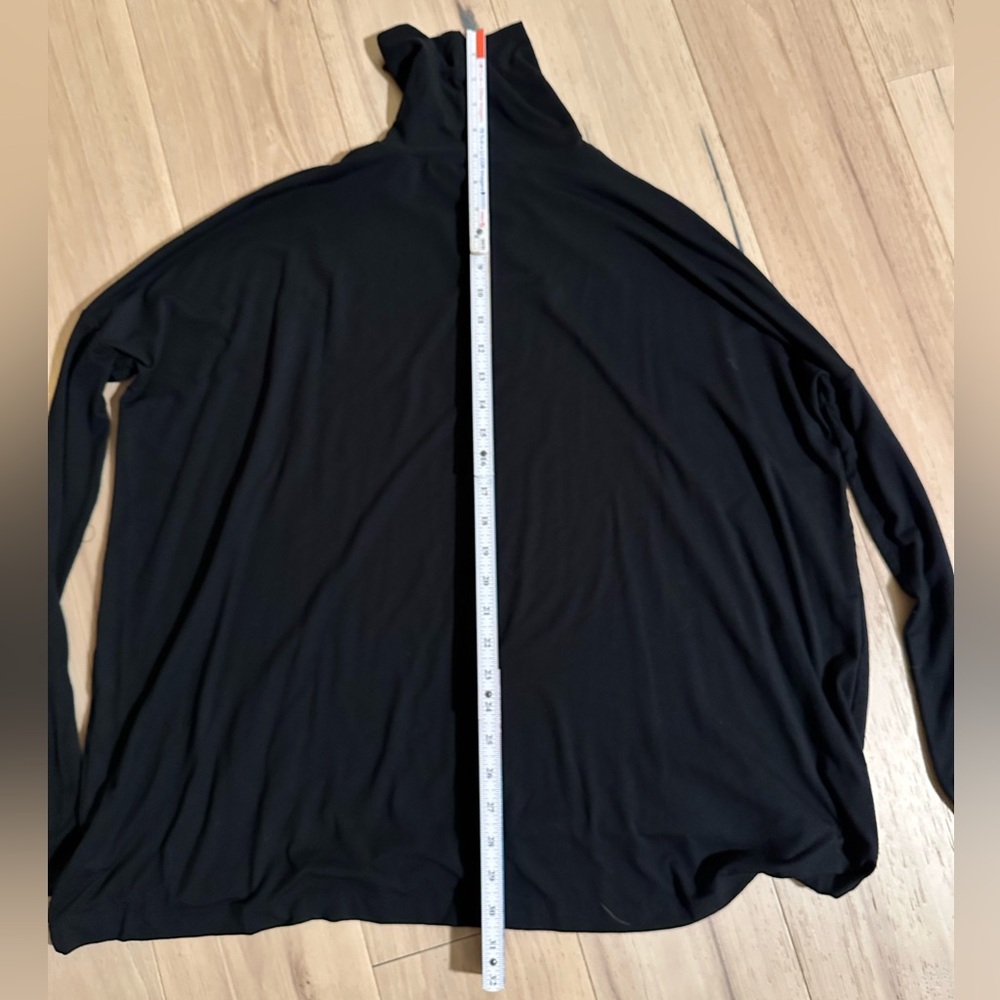 The Tiny Closet Long Sleeve Turtleneck - Picture 4 of 8